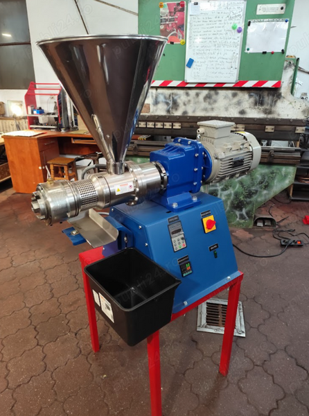 Presa ulei 2.2Kw, motor 0.8kw, rezistenta 220V